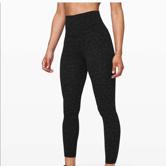 lululemon athletica Pants - 💕SALE💕 EUC LULULEMON ANIMAL PRINT LEGGINGS HIGH WAIST